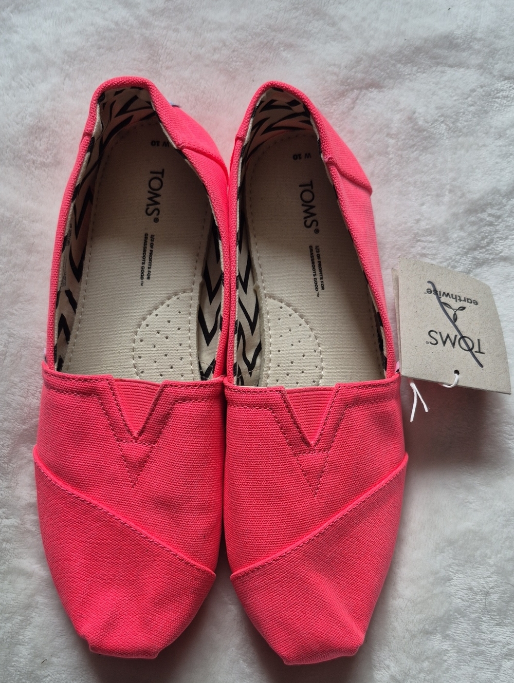 NWT- TOMS Neon Pink Canvas Slip-On Shoes